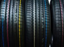 Kolorowe paski i kropki na oponach – co oznaczają?